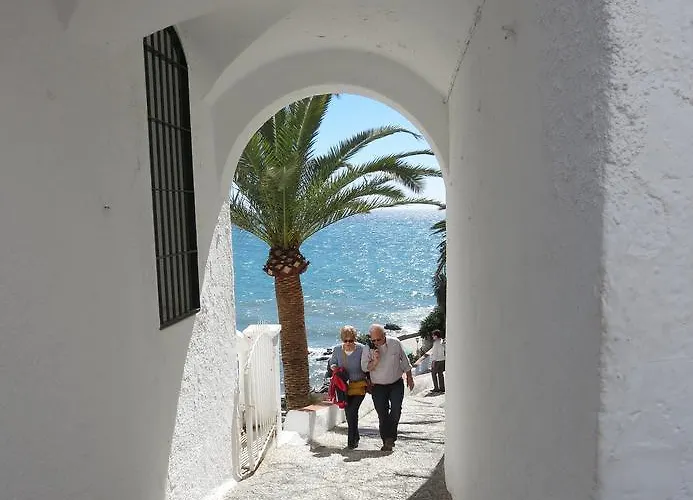 Апартаменти Cala Bajo