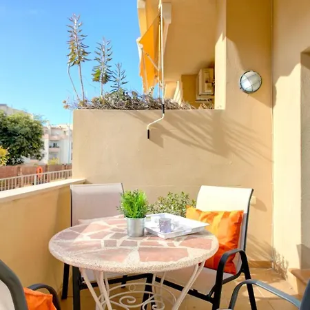 Cala Bajo Lägenhet Nerja